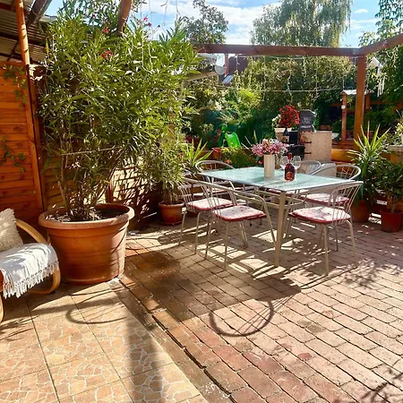 Szilviapartman Апартаменты *